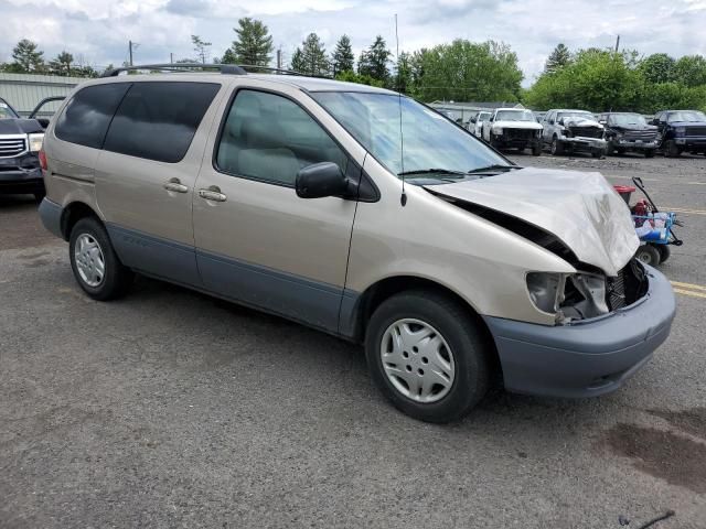 2003 Toyota Sienna CE