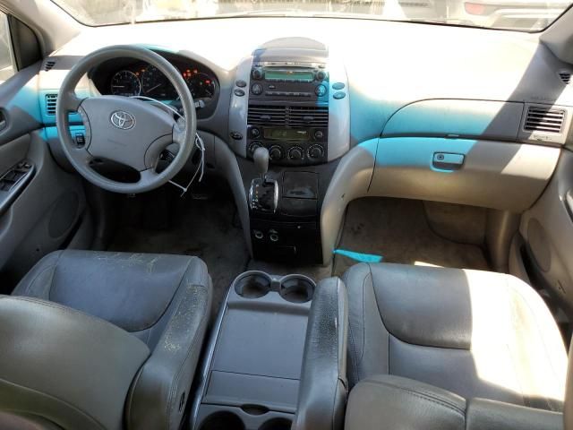 2010 Toyota Sienna CE