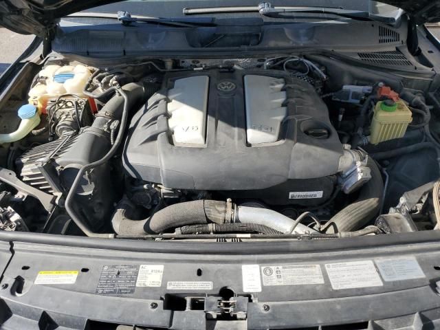 2011 Volkswagen Touareg V6 TDI