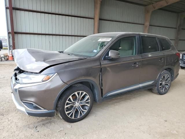 2016 Mitsubishi Outlander SE