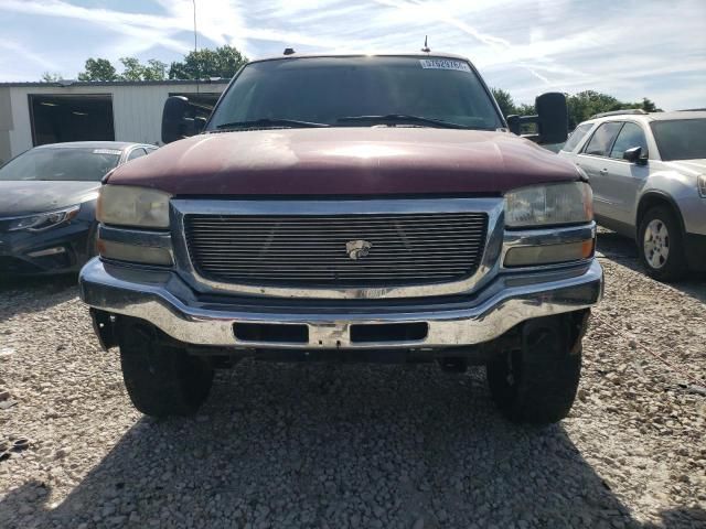 2004 GMC Sierra K2500 Crew Cab