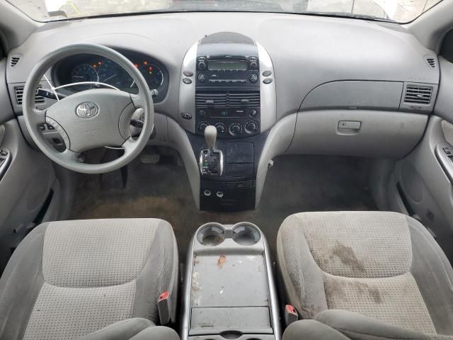 2007 Toyota Sienna CE