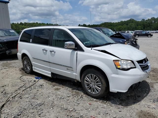 2014 Chrysler Town & Country Touring L