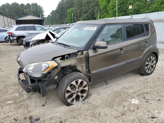 2013 KIA Soul +