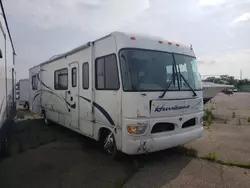 Salvage cars for sale from Copart Woodhaven, MI: 2001 Four Winds 2001 Workhorse Custom Chassis Motorhome Chassis P3