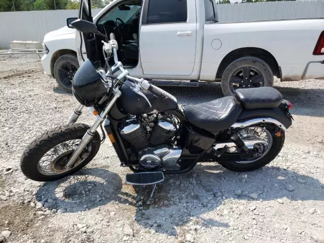 2002 Honda VT750 CDD