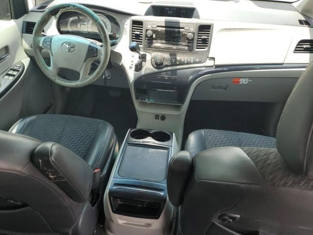 2012 Toyota Sienna Sport