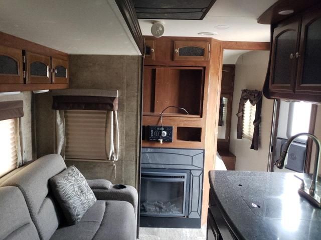 2016 Coachmen Freedom EX