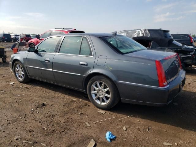 2011 Cadillac DTS Luxury Collection