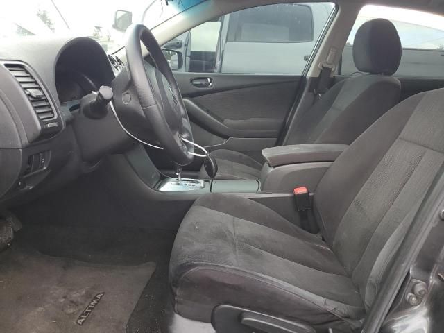 2010 Nissan Altima Base