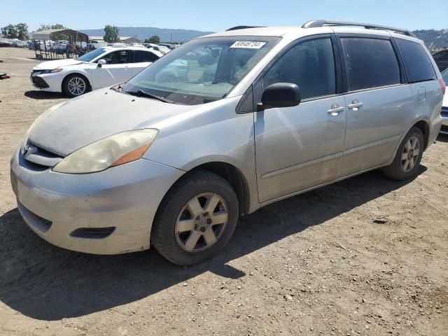 2006 Toyota Sienna CE