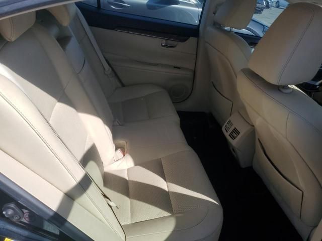 2013 Lexus ES 300H