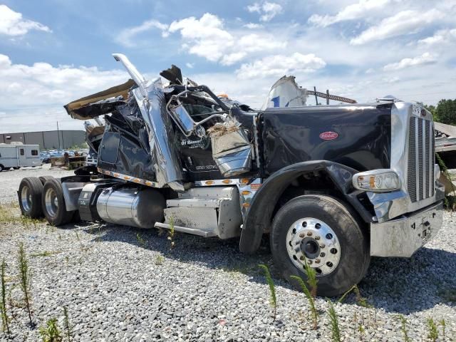 2013 Peterbilt 388