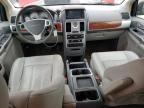 2009 Chrysler Town & Country Touring