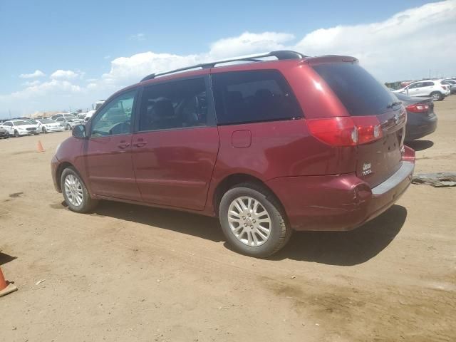 2008 Toyota Sienna XLE