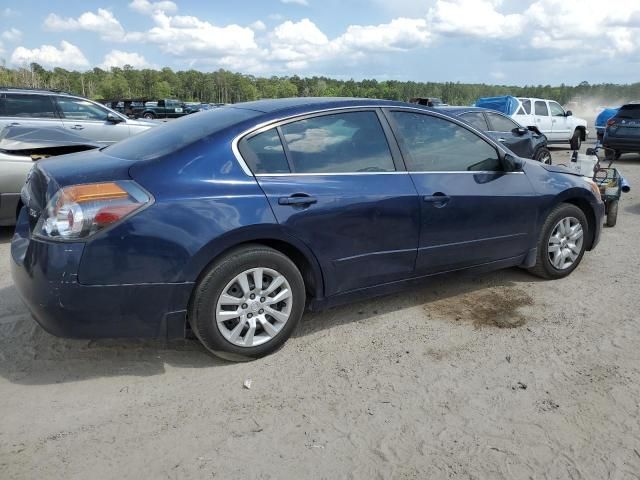 2010 Nissan Altima Base