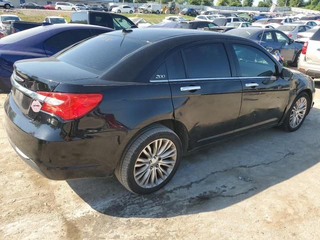 2012 Chrysler 200 Limited