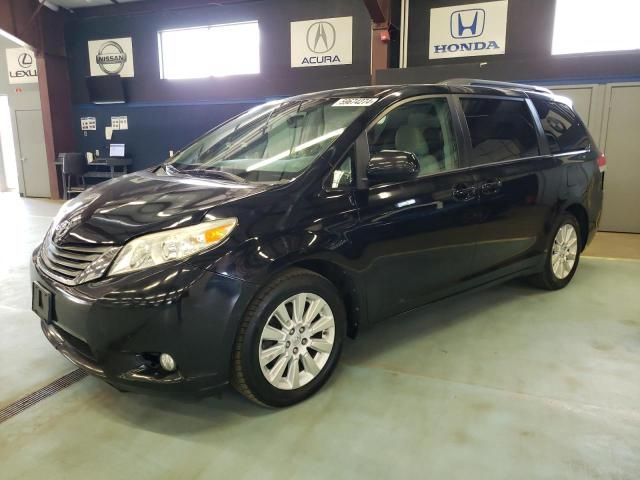 2014 Toyota Sienna XLE