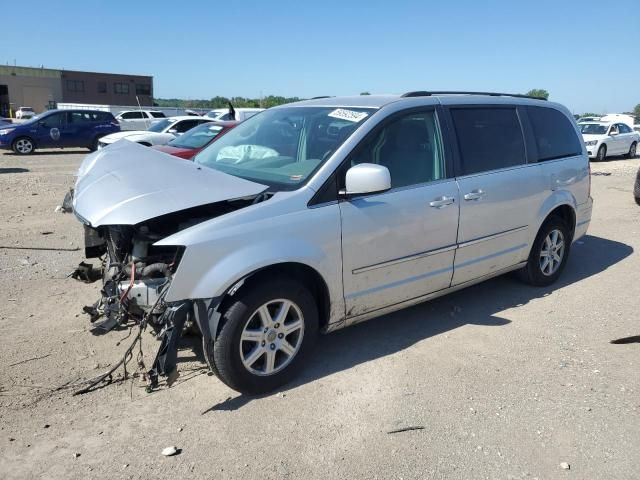 2010 Chrysler Town & Country Touring