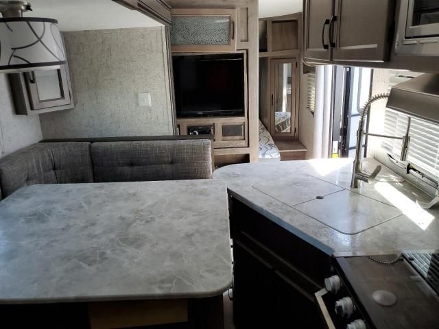 2020 Coachmen Apex Ultra