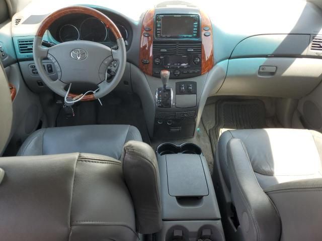 2008 Toyota Sienna XLE