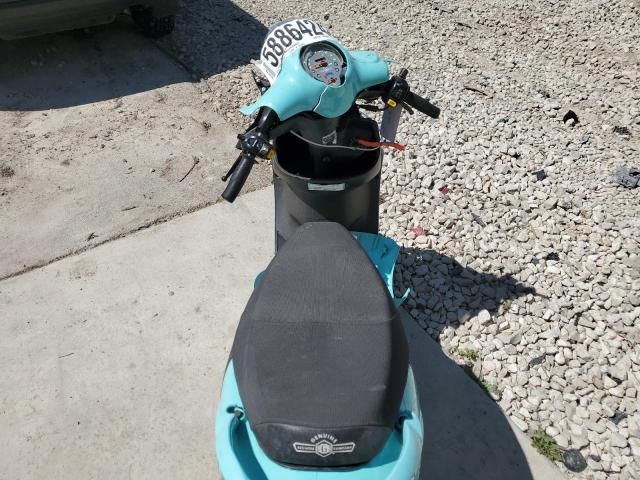 2016 Genuine Scooter Co. Buddy 50