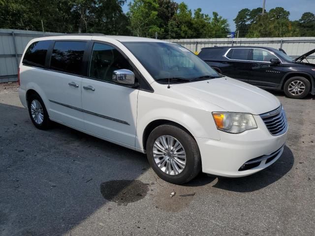 2012 Chrysler Town & Country Touring L