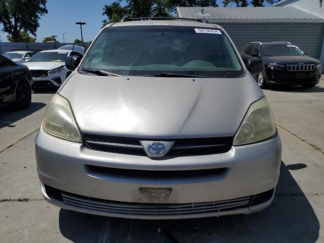 2005 Toyota Sienna CE