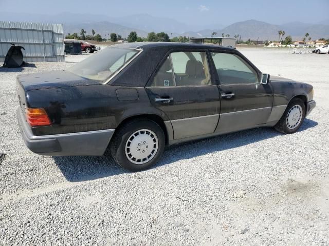 1992 Mercedes-Benz 300 E 2.6