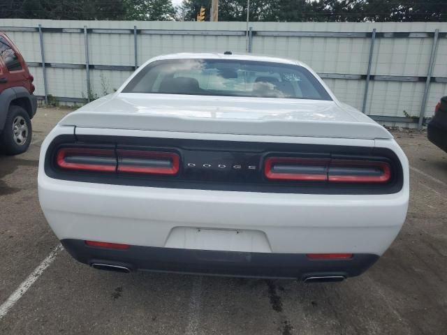 2015 Dodge Challenger SXT