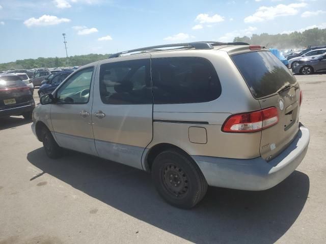 2003 Toyota Sienna CE