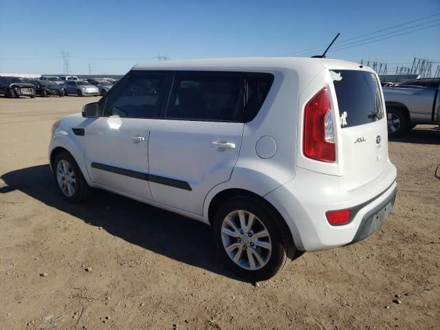 2013 KIA Soul +