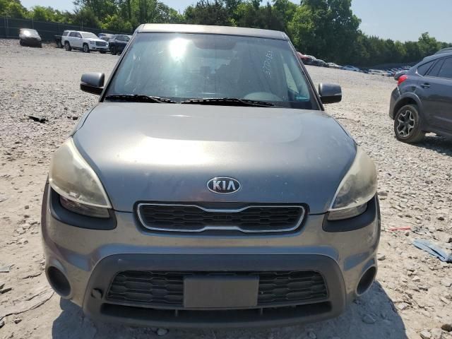 2013 KIA Soul +