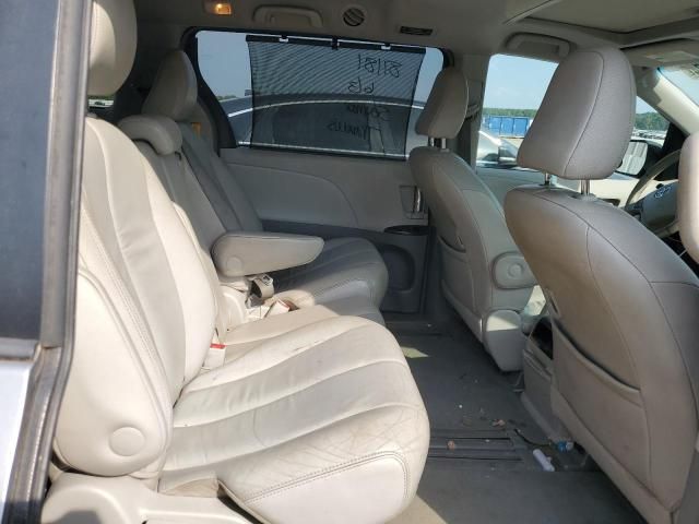 2012 Toyota Sienna XLE