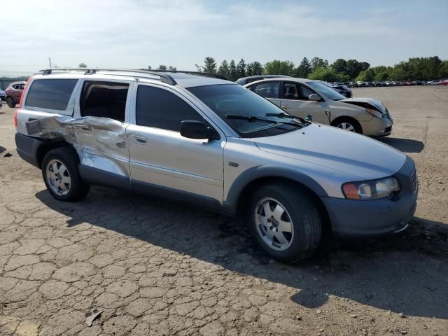 2004 Volvo XC70