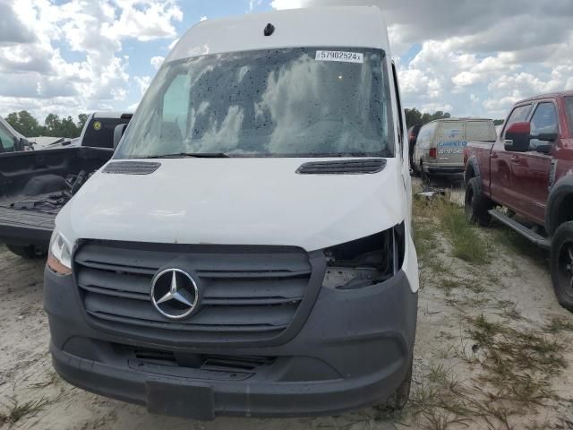 2022 Mercedes-Benz Sprinter 2500