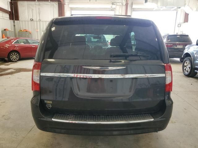 2012 Chrysler Town & Country Touring