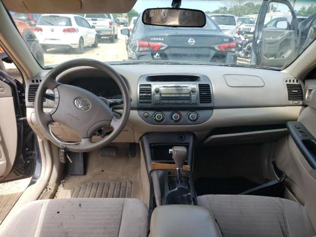 2005 Toyota Camry LE