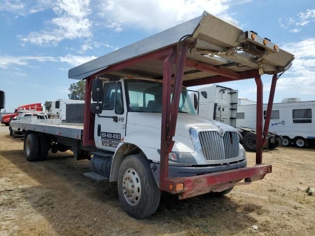 2002 International 4000 4400