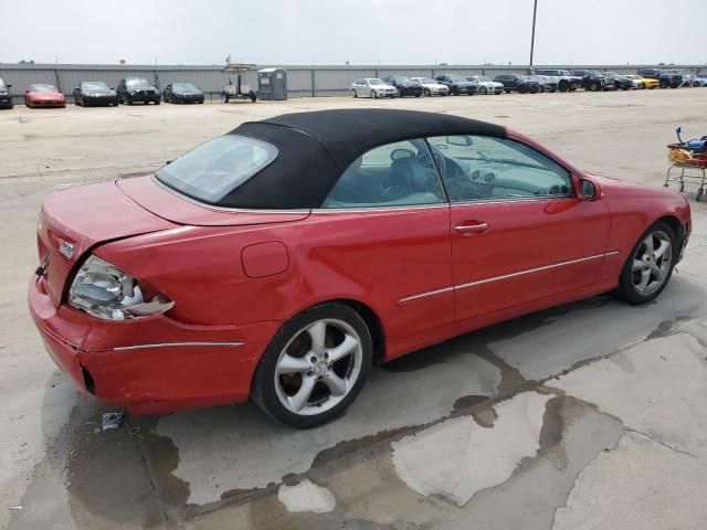 2005 Mercedes-Benz CLK 320