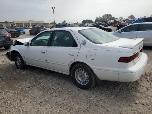 1999 Toyota Camry LE