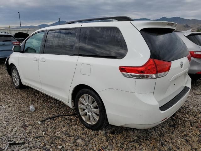 2011 Toyota Sienna XLE