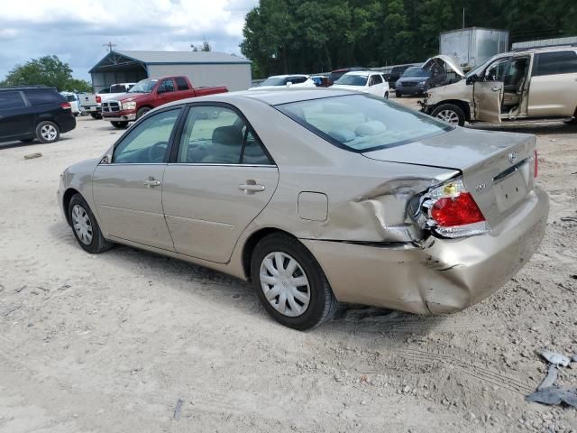 2005 Toyota Camry LE