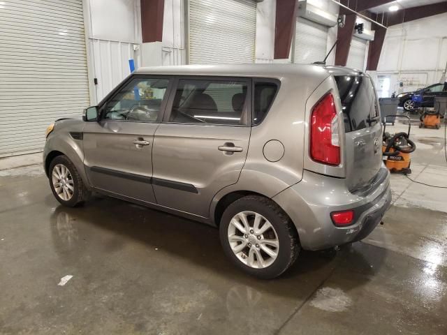 2013 KIA Soul +