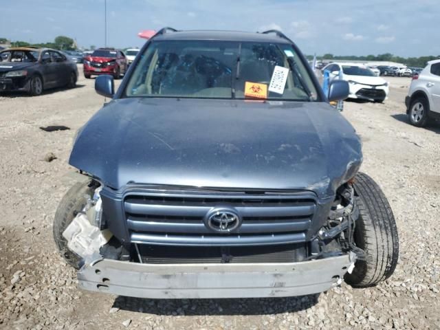 2004 Toyota Highlander