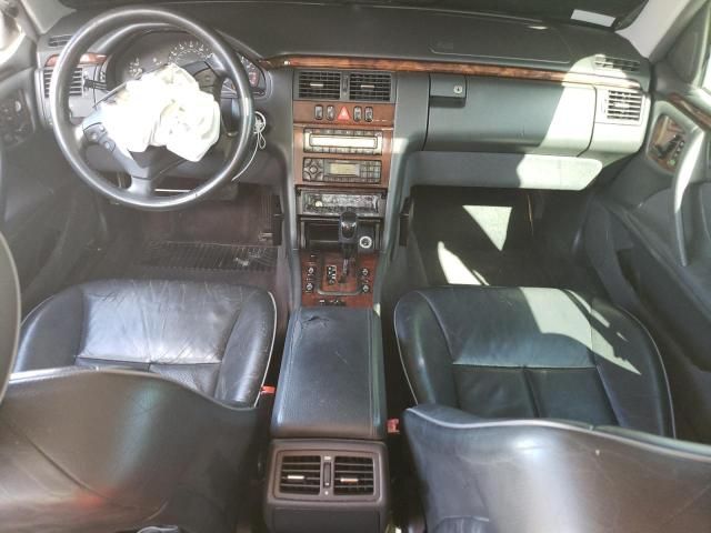 2001 Mercedes-Benz E 320 4matic