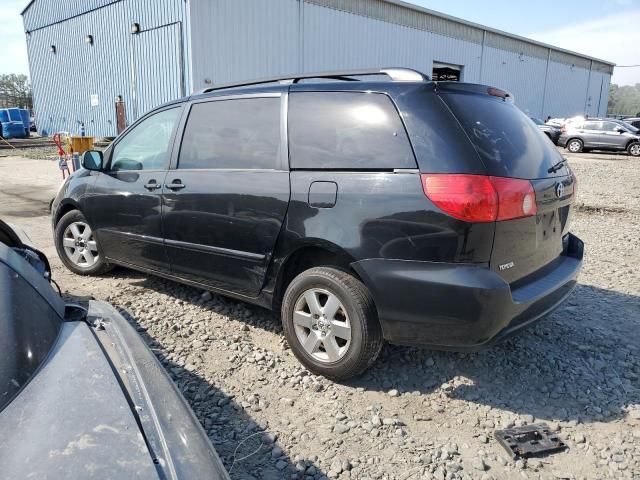 2009 Toyota Sienna CE