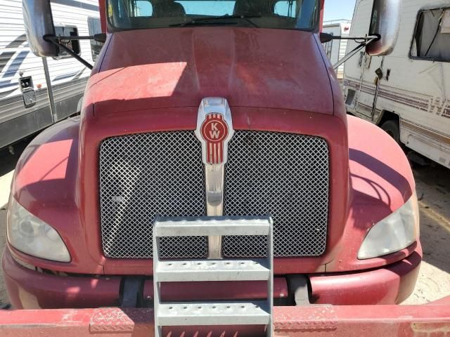 2012 Kenworth Construction T370