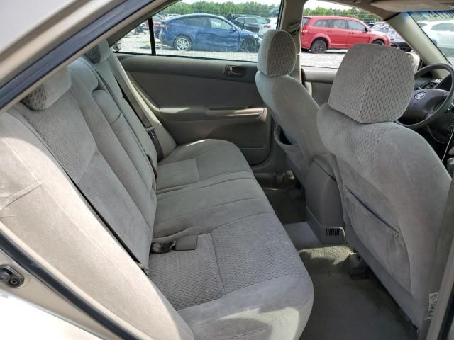 2004 Toyota Camry LE