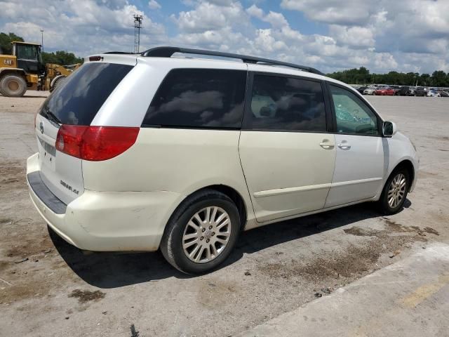 2008 Toyota Sienna XLE